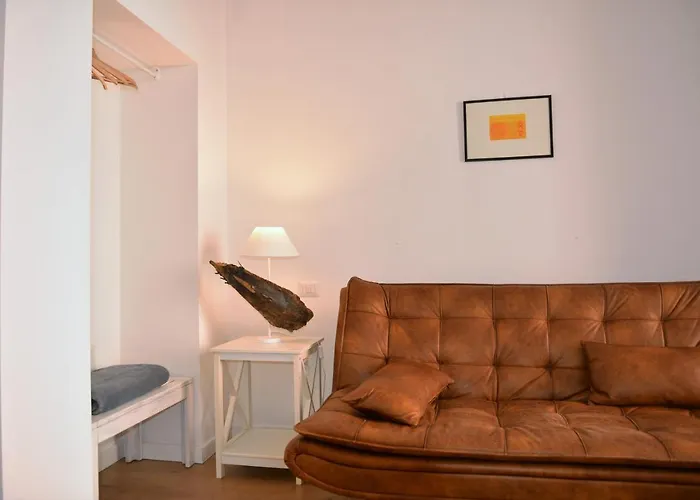 The Old Bakery קליארי